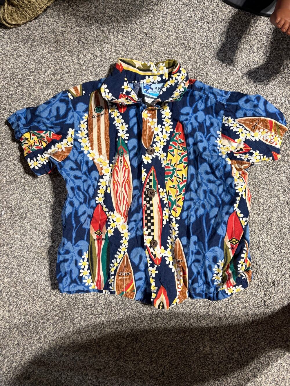 RJC kids 3t Hawaiin button front shirt